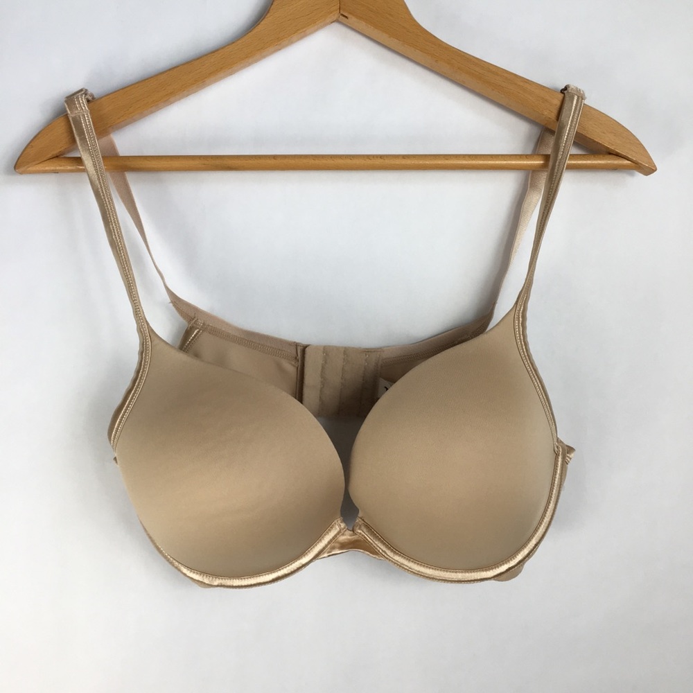 NWOT Cacique Nude Underwire Bra